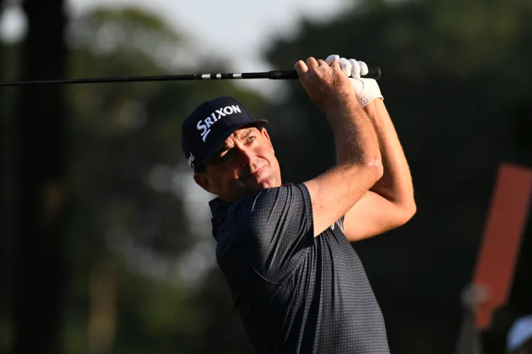 Hossler leads Wyndham as Bradley keeps hopes alive
